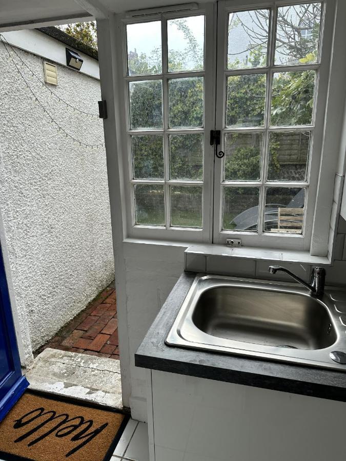 Amazing Apartment, Private Garden, Off Street Parking Brighton Eksteriør bilde
