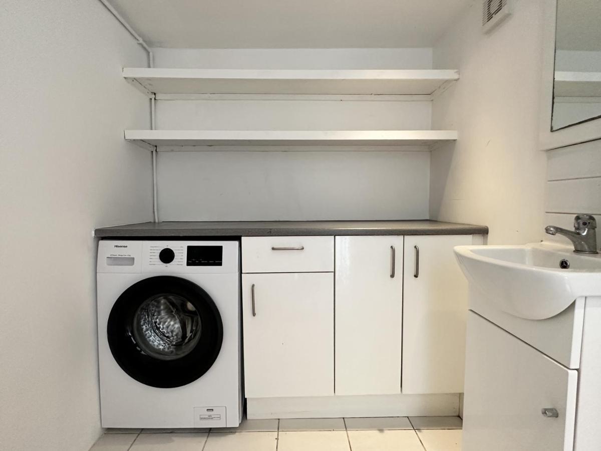 Amazing Apartment, Private Garden, Off Street Parking Brighton Eksteriør bilde